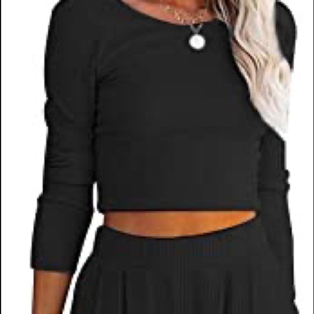 Lounge Set - image 7